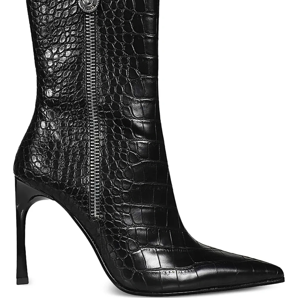 Ботильоны с тиснением под кожу крокодила