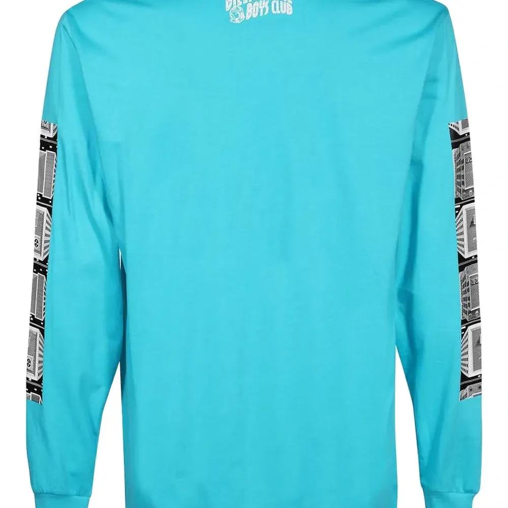 Футболка с принтом и длинными рукавами