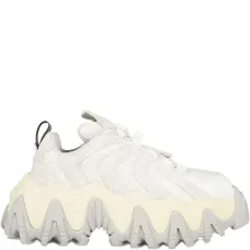 Массивные кроссовки с квадратным носком Массивные кроссовки с квадратным носком