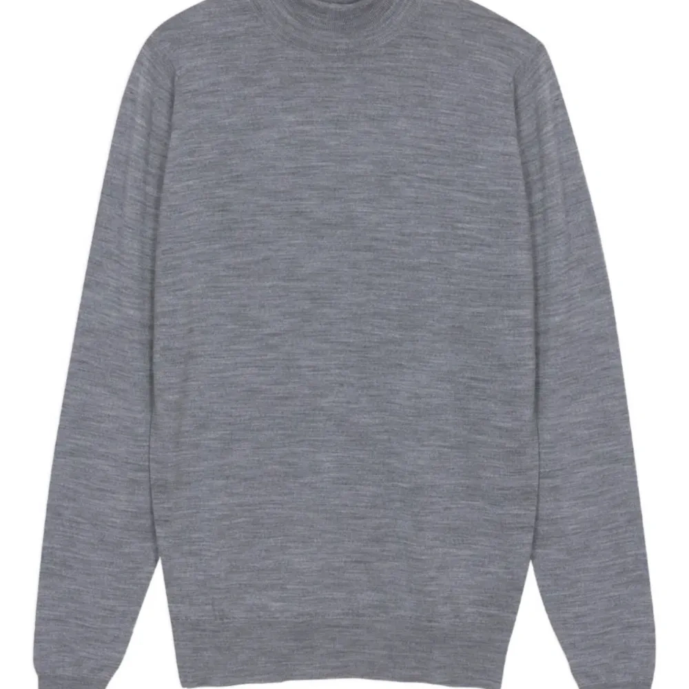 Свитер из шерсти мериноса с высоким воротником