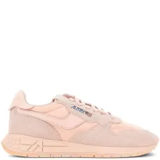 Кроссовки со вставками