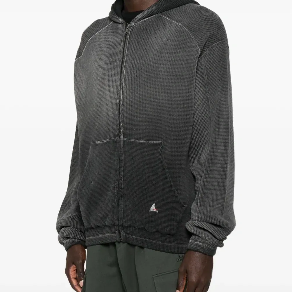 Фактурное худи на молнии