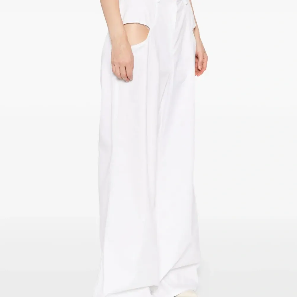 Брюки с карманами