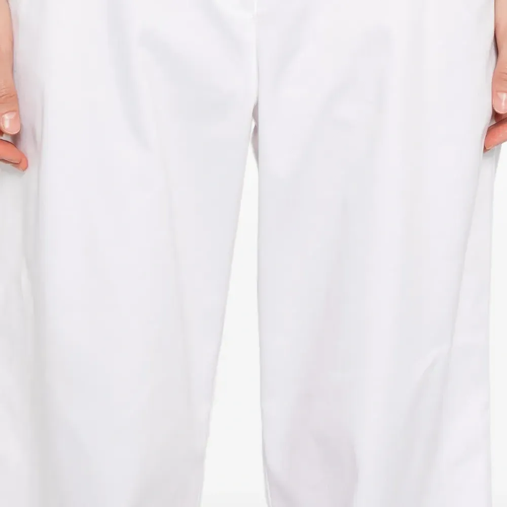 Брюки с карманами