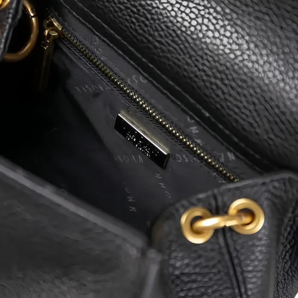 Кожаная сумка с поворотным замком