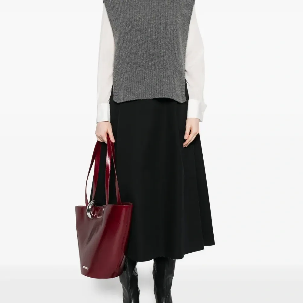 Шерстяной свитер без рукавов с высоким воротником