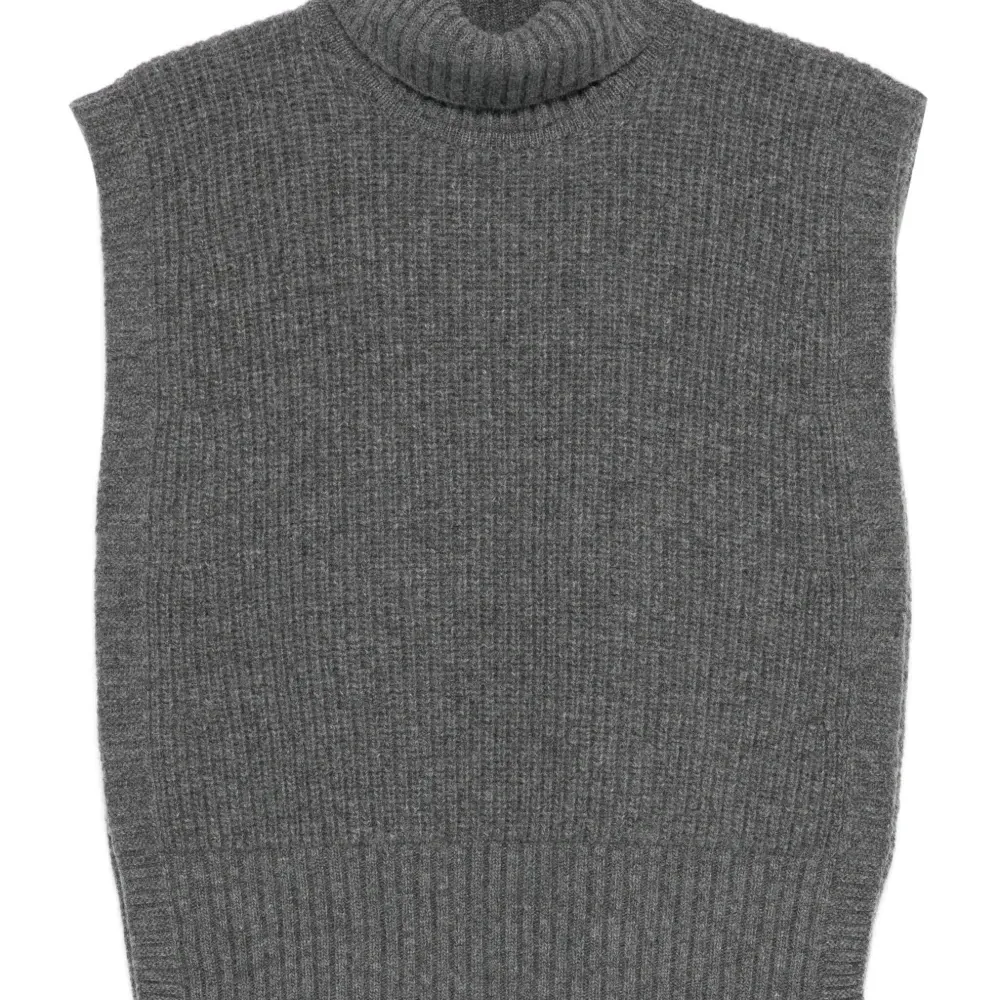 Шерстяной свитер без рукавов с высоким воротником