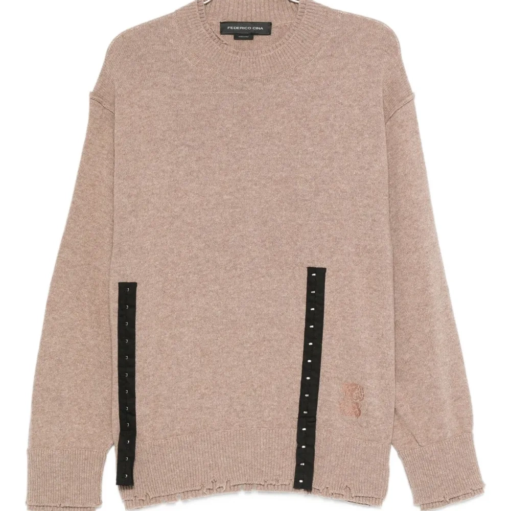 Свитер с необработанным краем