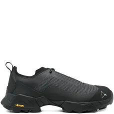 Фактурные кроссовки