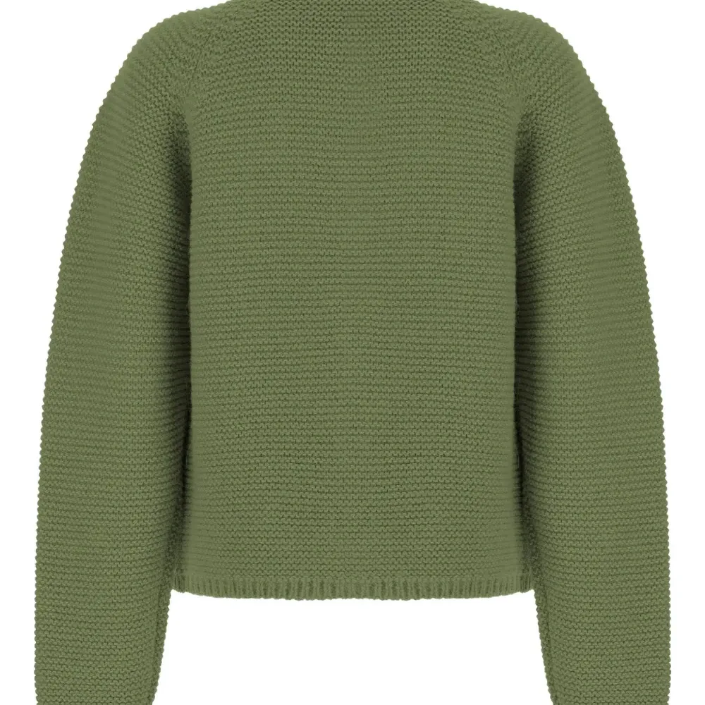 Кардиган с круглым вырезом