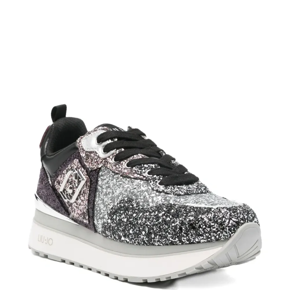 Кроссовки с блестками и логотипом