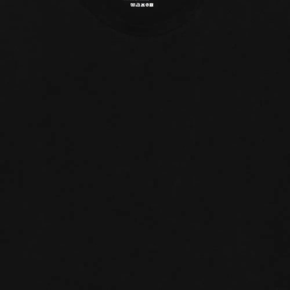 Футболка с круглым вырезом