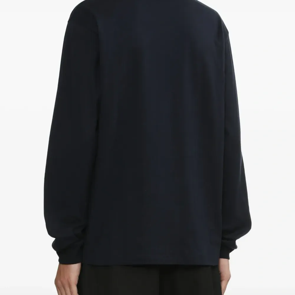 Футболка с логотипом