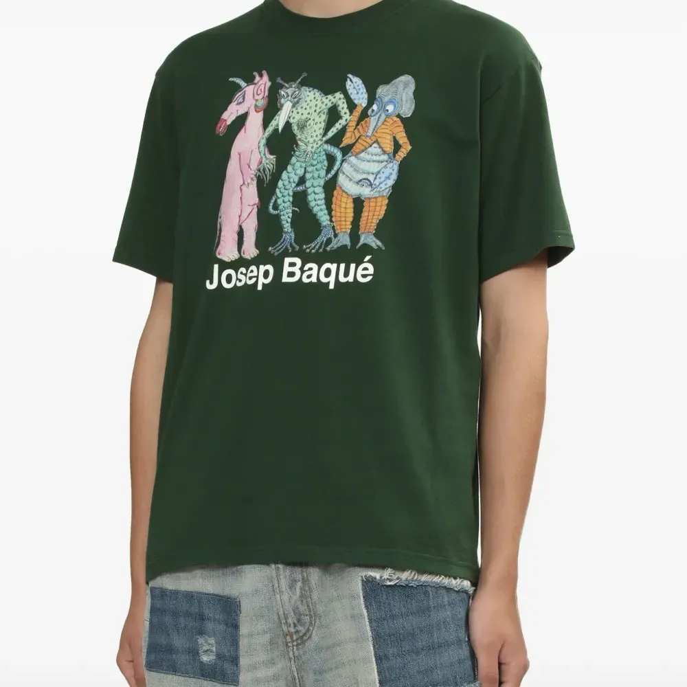 Футболка с графичным принтом