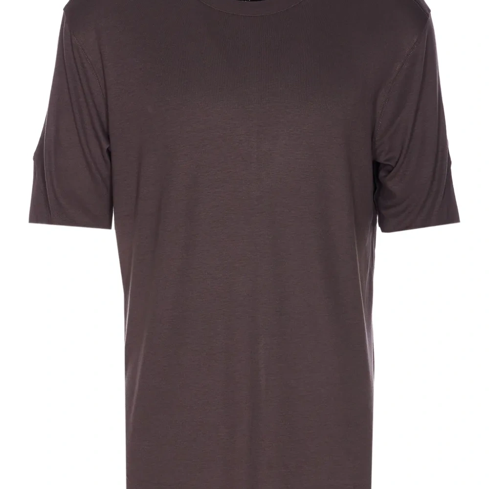 Футболка с круглым вырезом