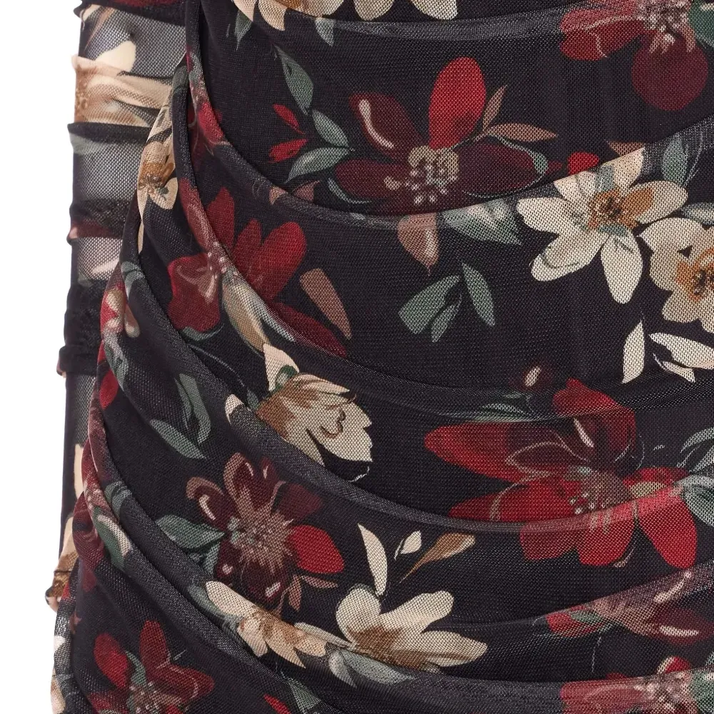 Платье с длинными рукавами и цветочным принтом