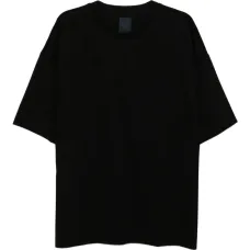 Футболка с вышитым логотипом Футболка с вышитым логотипом