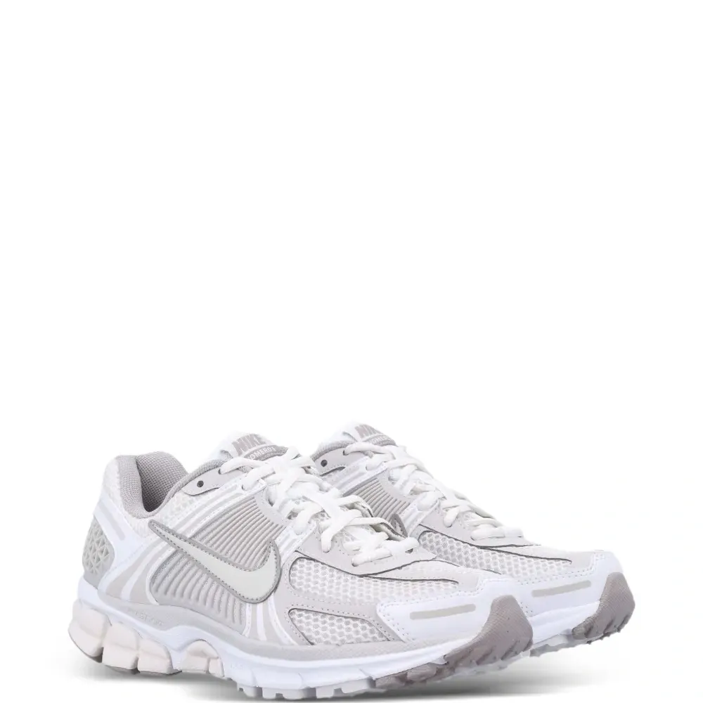 Кроссовки Zoom Vomero 5 Кроссовки Zoom Vomero 5