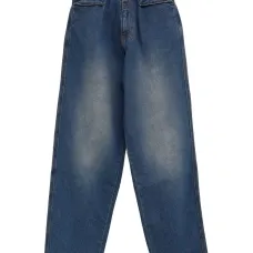 Джинсы с карманами