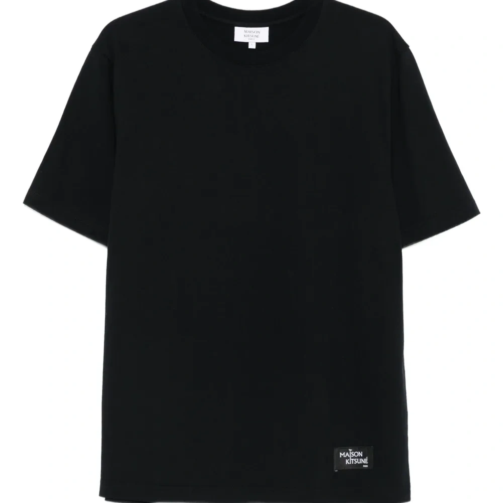 Футболка с нашивкой-логотипом