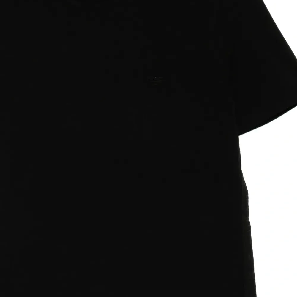 Футболка с логотипом