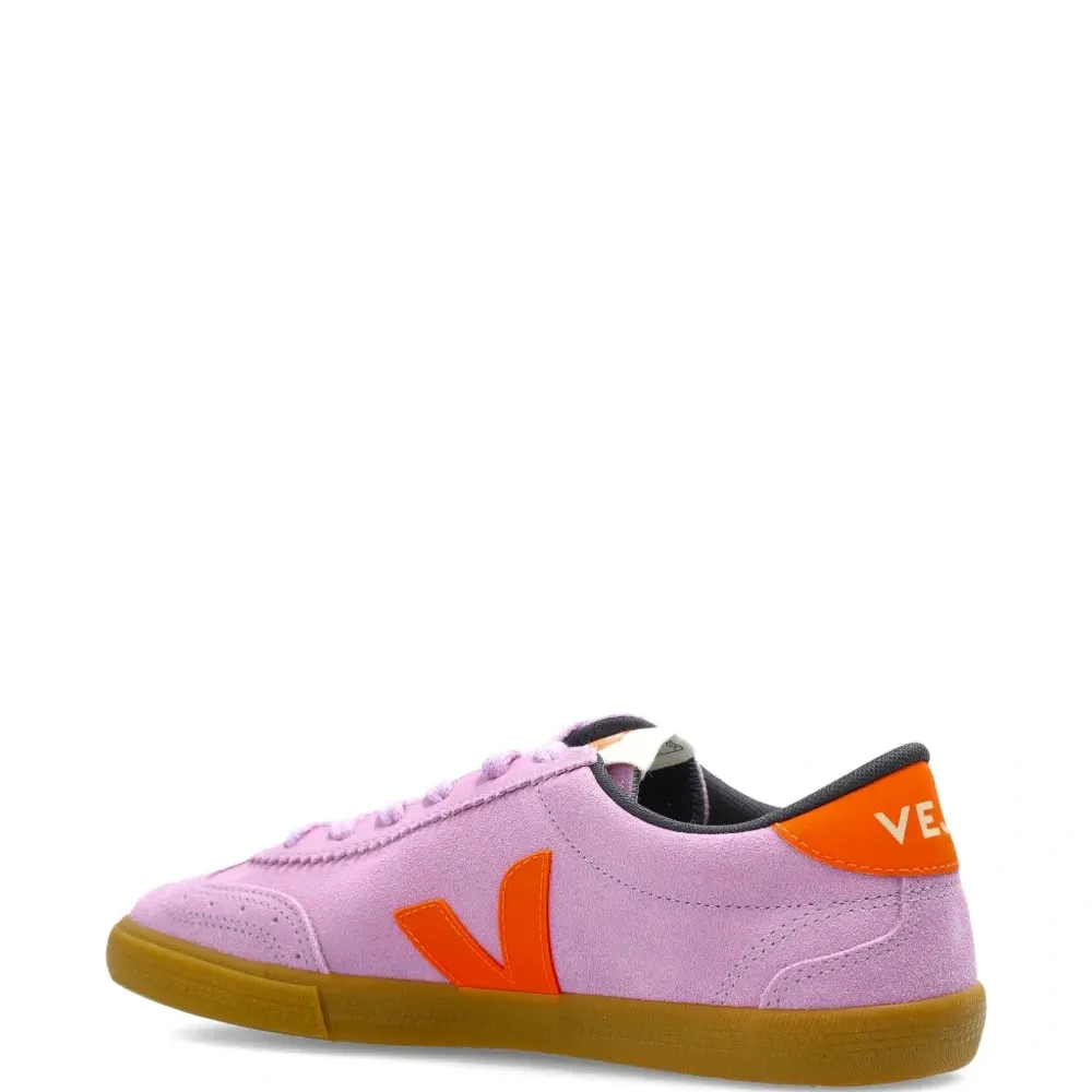 Замшевые кроссовки с логотипом