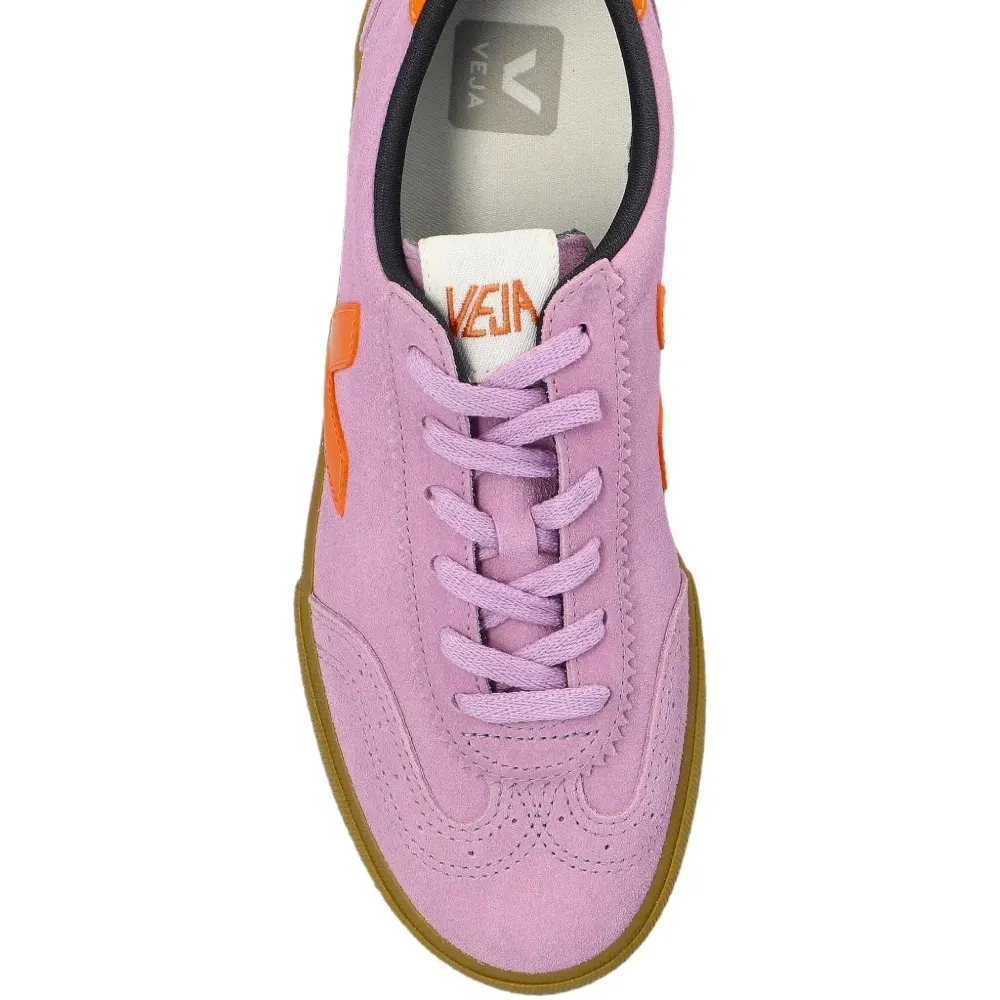 Замшевые кроссовки с логотипом