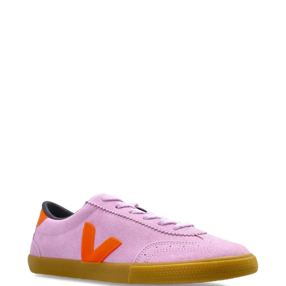 Замшевые кроссовки с логотипом