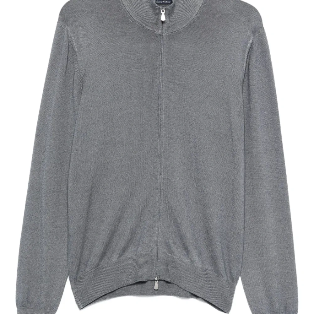 Свитер на молнии