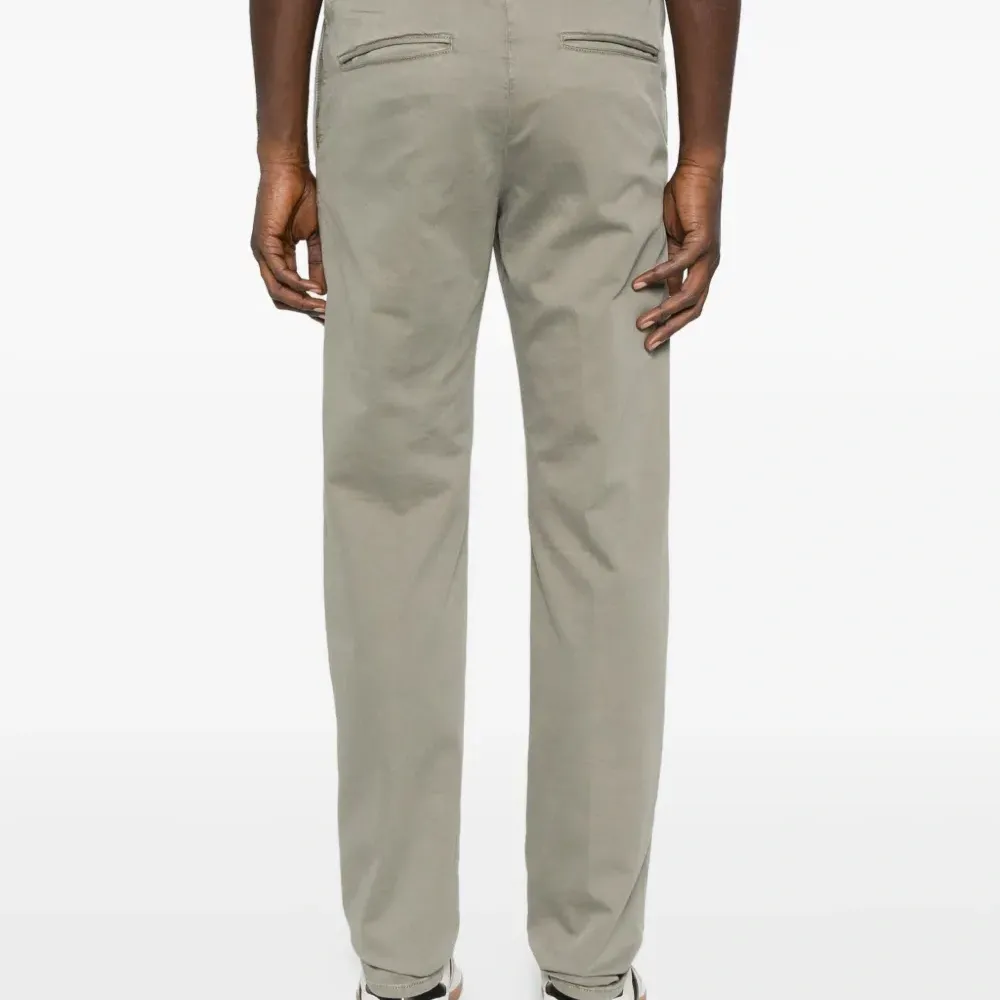 Брюки на эластичном поясе