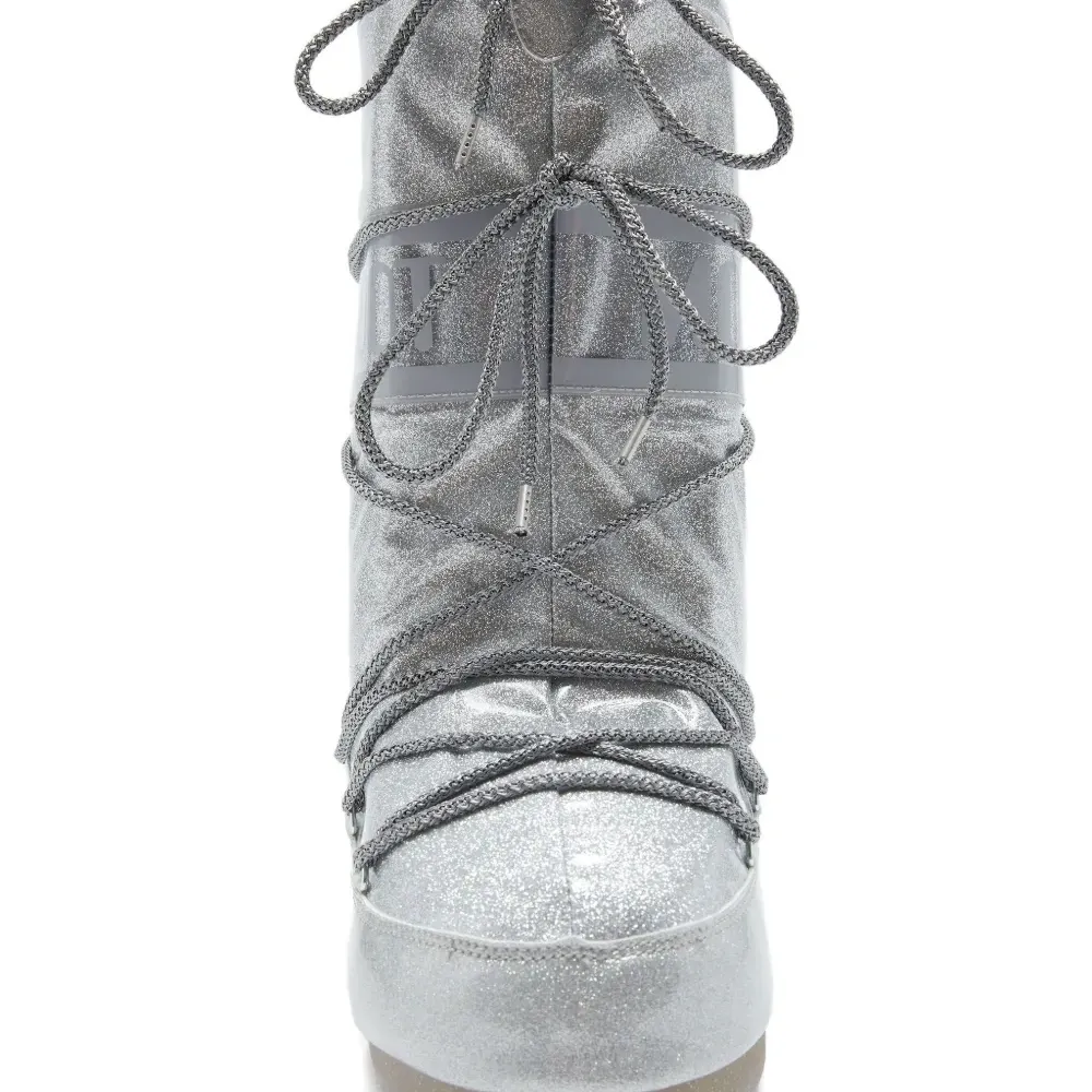 Ботинки на шнуровке с блестками