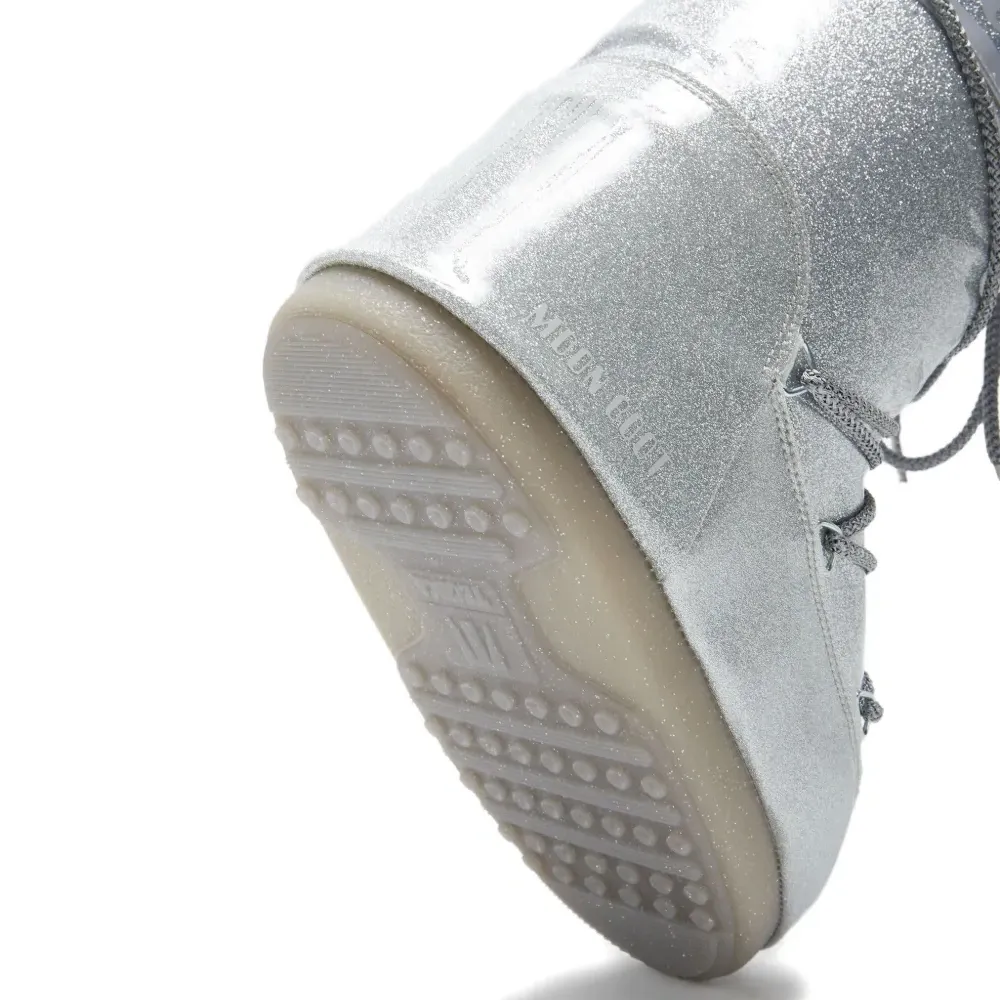 Ботинки на шнуровке с блестками