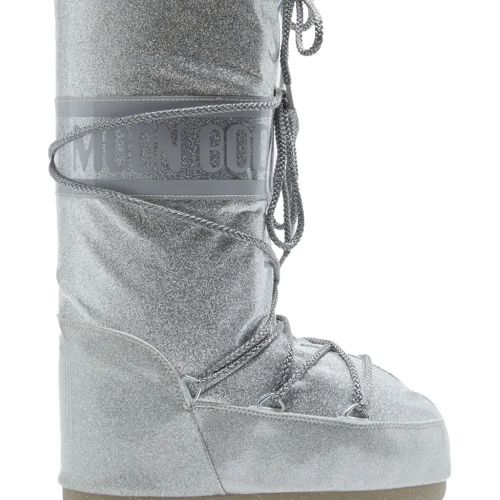 Ботинки на шнуровке с блестками