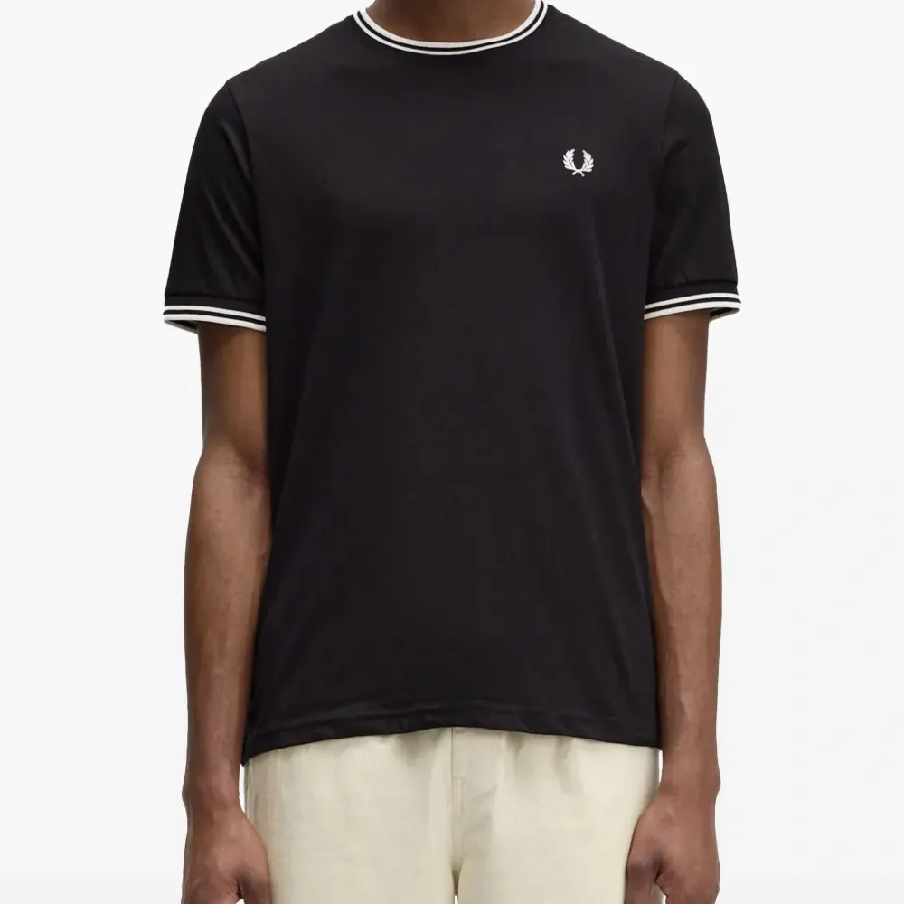 Футболка Ringer Laurel Футболка Ringer Laurel