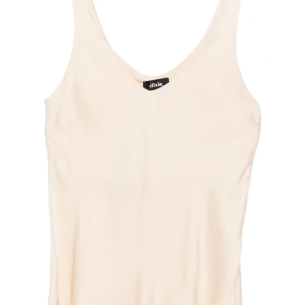 Топ с V-образным вырезом