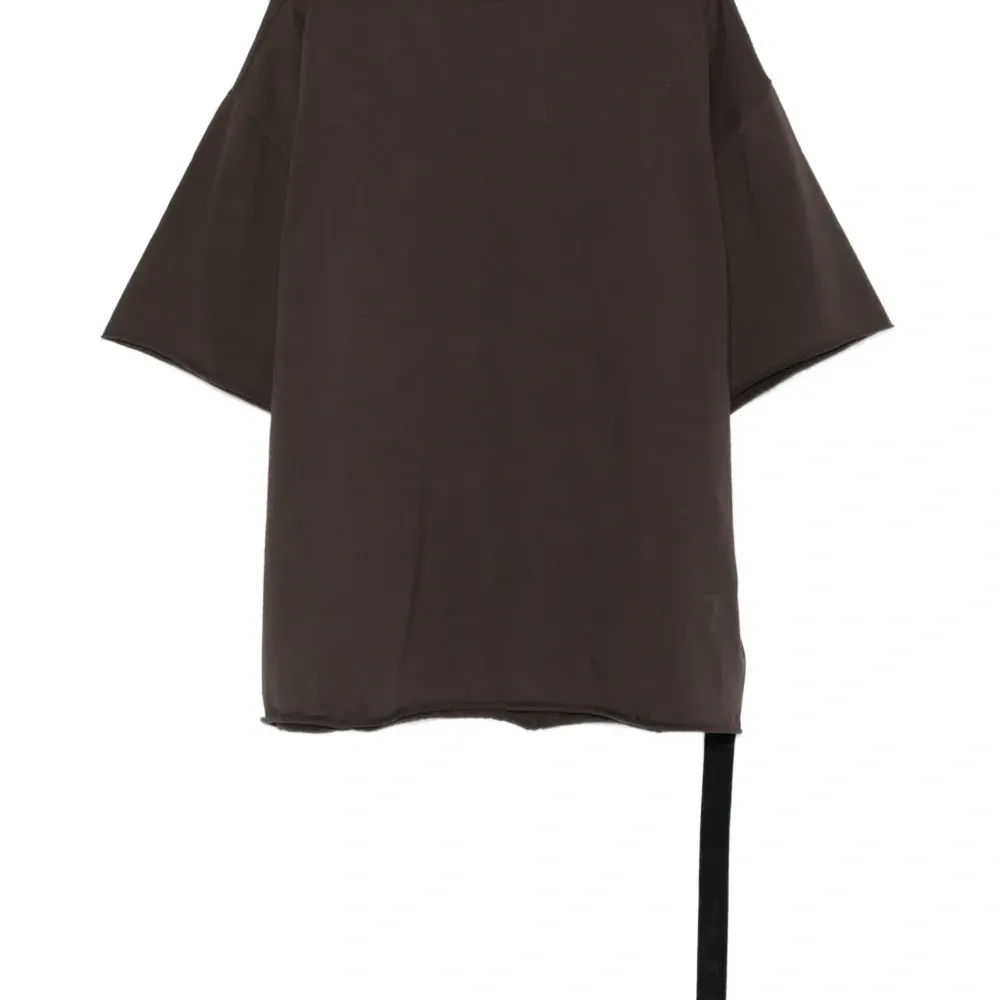 Футболка с необработанными краями