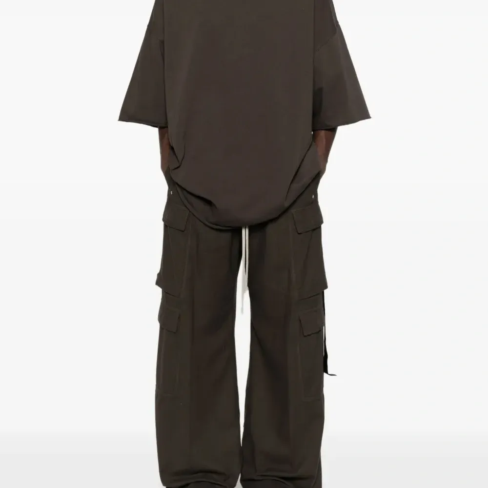 Футболка с необработанными краями