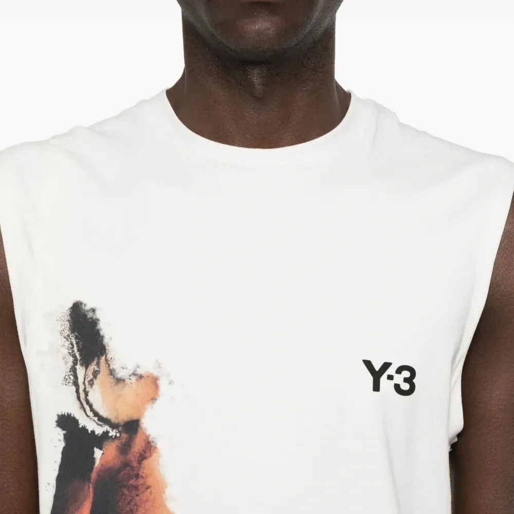 Топ без рукавов с абстрактным принтом