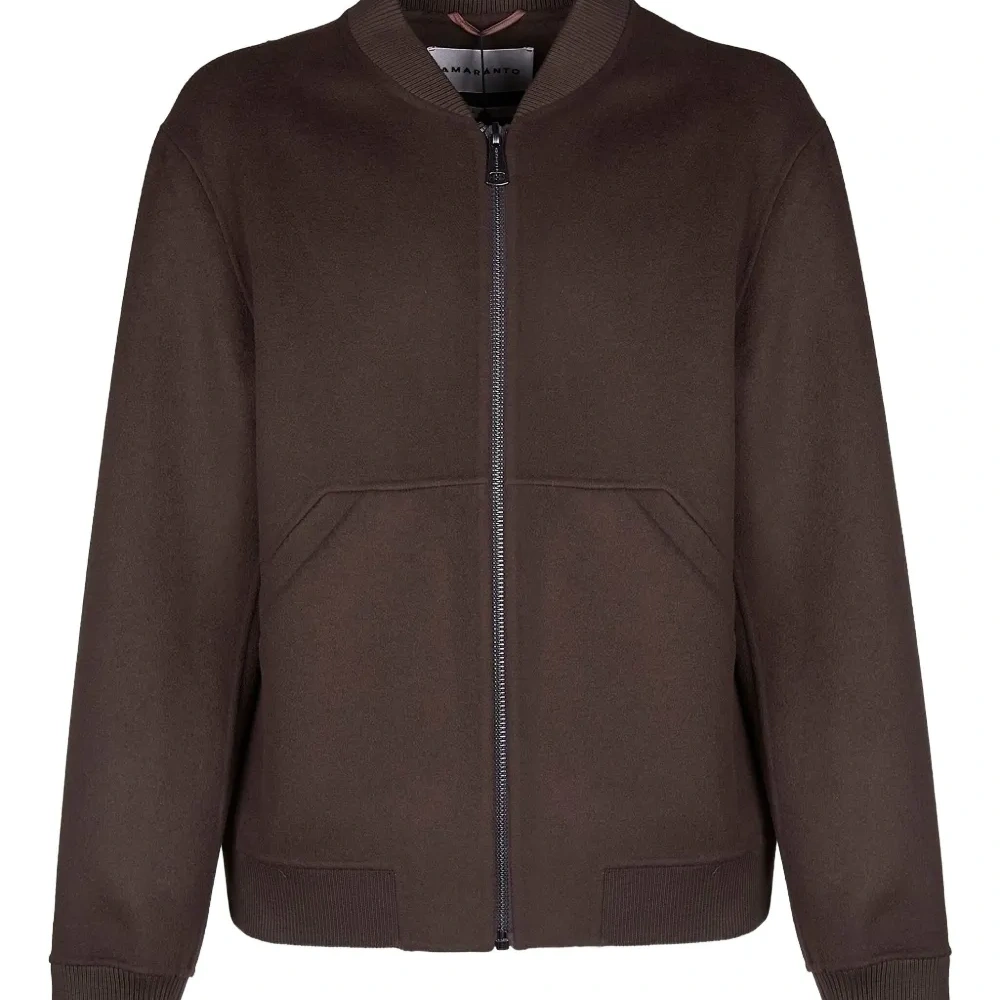 Бомбер на молнии