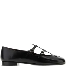 Туфли с пряжками Туфли с пряжками