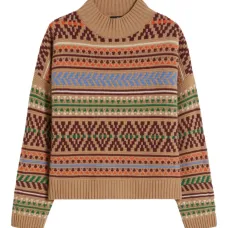 Свитер с высоким воротником и узором Свитер с высоким воротником и узором