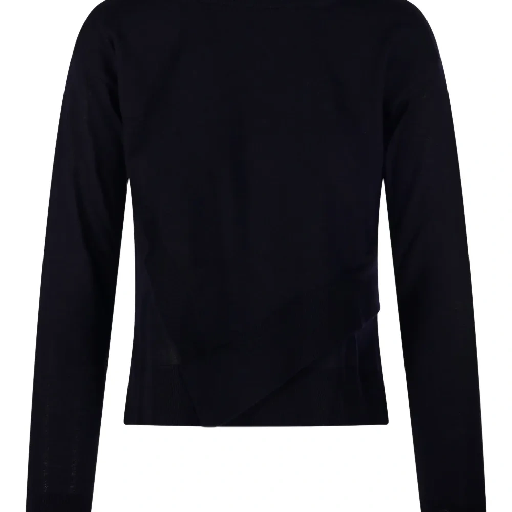 Свитер асимметричного кроя с драпировкой