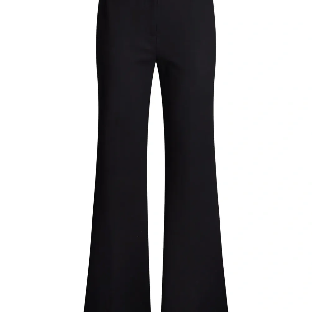 Брюки с фирменной нашивкой