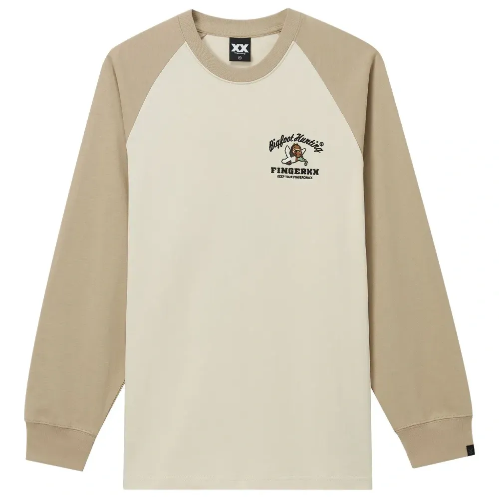 Футболка с вышивкой