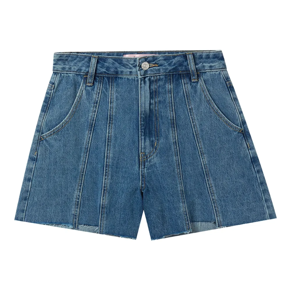 Джинсовые шорты с контрастной строчкой