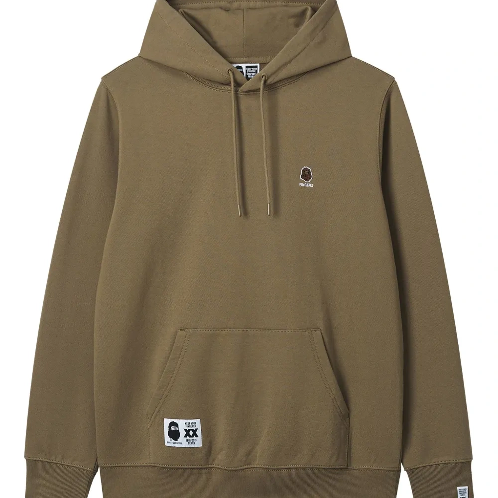 Худи с вышитым логотипом