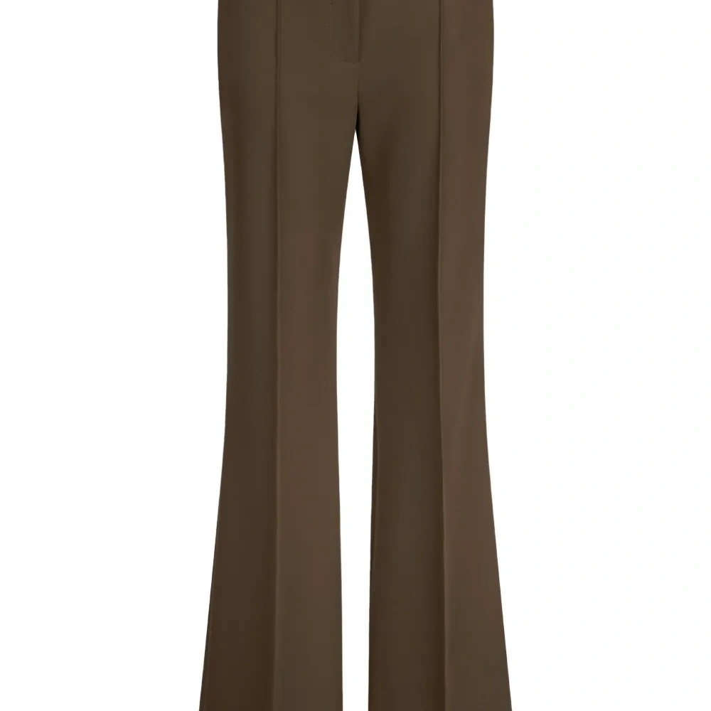 Плиссированные расклешённые брюки Плиссированные расклешённые брюки