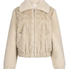 Бомбер в стиле тедди с отделкой вязаной косами Бомбер в стиле тедди с отделкой вязаной косами