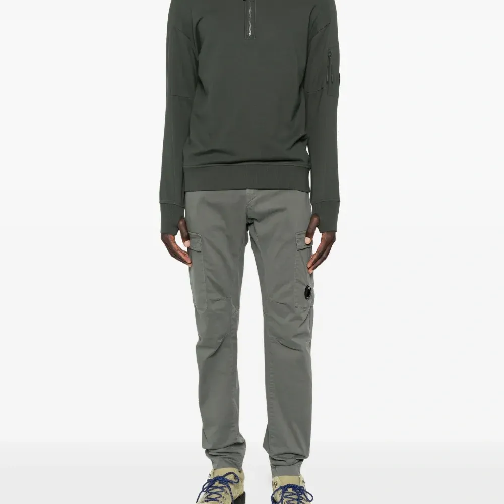 Толстовка с воротником на молнии