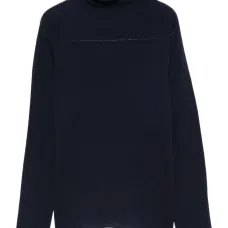 Джемпер из тонкой вязки